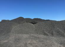 火山岩堆场